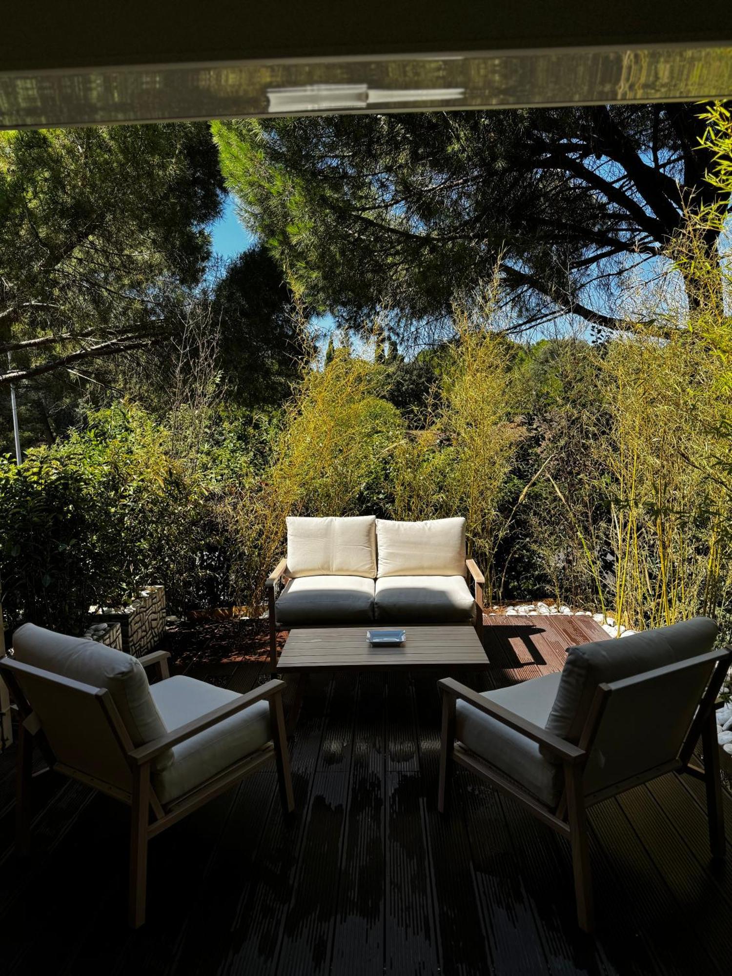 Cap D Apartment